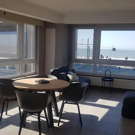 Studio Voor 2 Of 3 Pers Met Zeezicht * Ostende